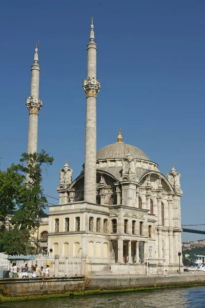 Ortakoy Moskee Gelegen Istanbul Turkije Werd Gebouwd 1854 — Stockfoto