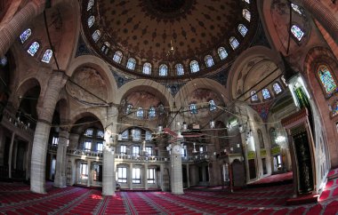 İstanbul, Türkiye 'de yer alan Sokollu Mehmet Paşa Camii 16. yüzyılda Mimar Sinan tarafından inşa edildi..