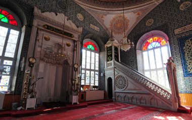 İstanbul, Türkiye 'de yer alan Suadiye Camii 1905 yılında inşa edildi..