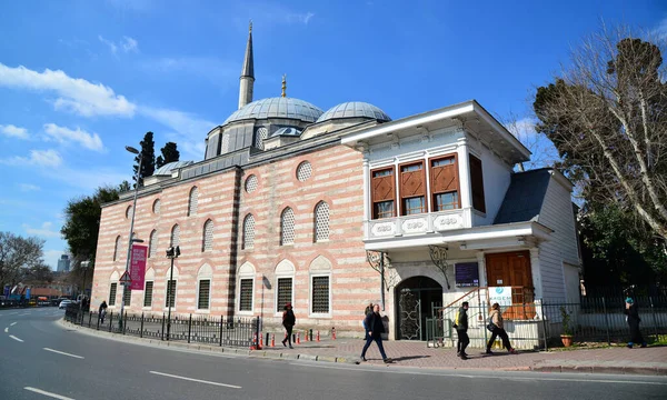 Beläget Istanbul Turkiet Sinan Pasha Moskén Byggdes Talet Mimar Sinan — Stockfoto