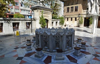 Sisli Mosque, located in Istanbul, Turkey, was built in 1950. It is one of the important structures of the modern period.