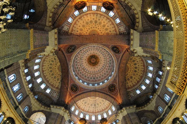Ubicada Estambul Turquía Nueva Mezquita Fue Construida 1665 Una Las — Foto de Stock