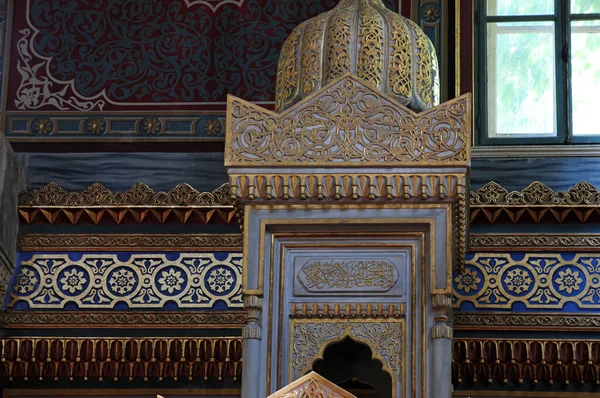 位于土耳其伊斯坦布尔的Yildiz Hamidiye清真寺建于1885年 它是伊斯坦布尔最漂亮的清真寺之一 — 图库照片