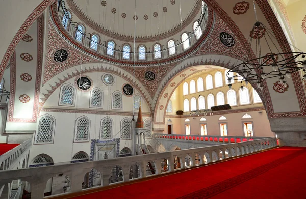 Beläget Istanbul Turkiet Zal Mahmut Pasha Moskén Och Graven Byggdes — Stockfoto