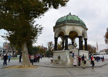 Sultanahmet, Türkiye 'de yer alan Alman Çeşmesi 1901 yılında Almanya' da inşa edildi ve Türkiye 'ye getirildi..