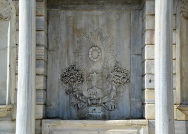 İstanbul, Türkiye 'deki Tarihi Osmanlı Çeşmesi.