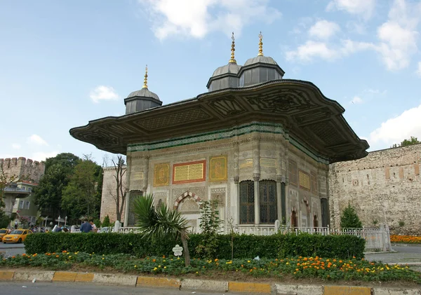 Історичний Османський Фонтан Знаходиться Стамбулі Туреччина — стокове фото