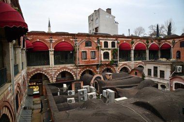 Cuhaci Hanı ve Nuruosmaniye Camii İstanbul, Türkiye 'de.