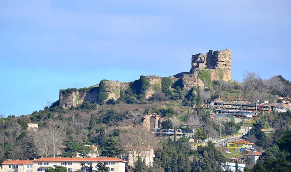约罗斯城堡座落于土耳其伊斯坦布尔 是罗马时期的一座城堡 — 图库照片