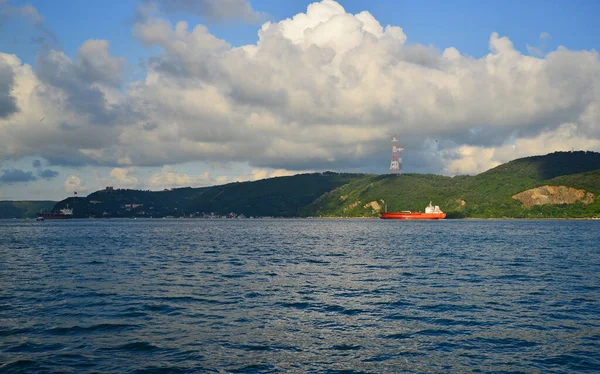 İstanbul, Türkiye 'de yer alan Yoros Şatosu, Doğu Roma döneminden kalma bir kaledir..