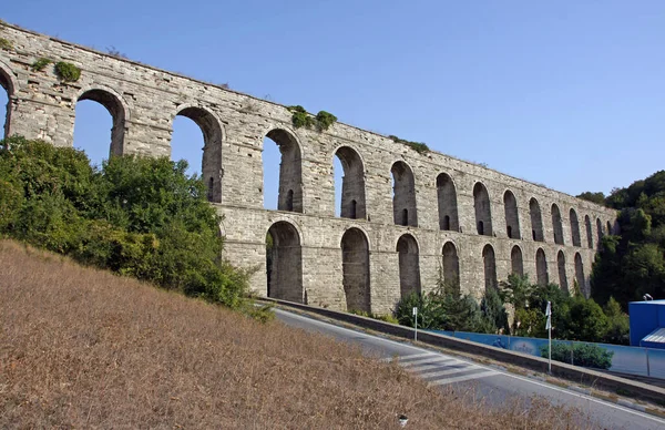 Situado Estambul Turquía Acueducto Egri Fue Construido Por Mimar Sinan — Foto de Stock