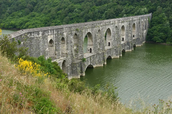 Located Istanbul Turkey Maglova Aqueduct Built Mimar Sinan 16Th Century — Stock Photo, Image