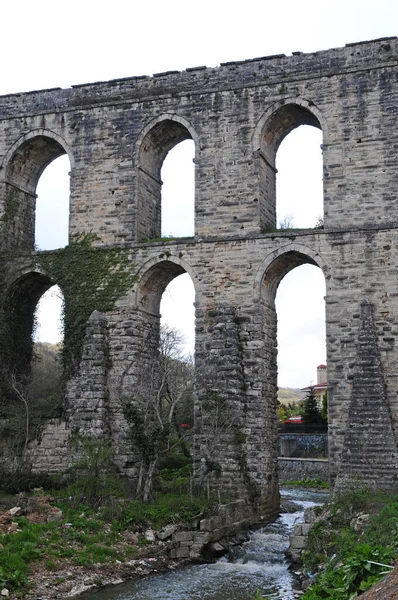 Das Aquädukt Uzun Istanbul Wurde Jahrhundert Von Mimar Sinan Erbaut — Stockfoto