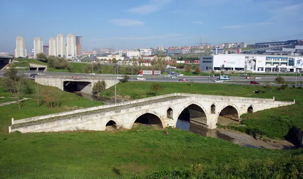 Situato Istanbul Turchia Ponte Haramidere Costruito Mimar Sinan Nel Xvi — Foto Stock