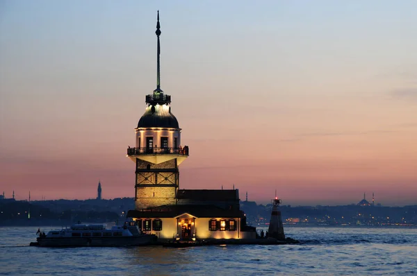 Türkischen Uskudar Wurde Der Mädchenturm Von Den Byzantinern Erbaut Das — Stockfoto