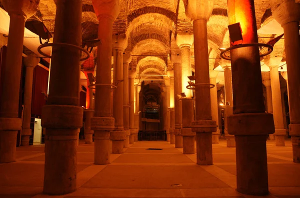 Binbirdirek Cistern Som Ligger Istanbul Turkiet Byggdes Den Bysantinska Perioden — Stockfoto