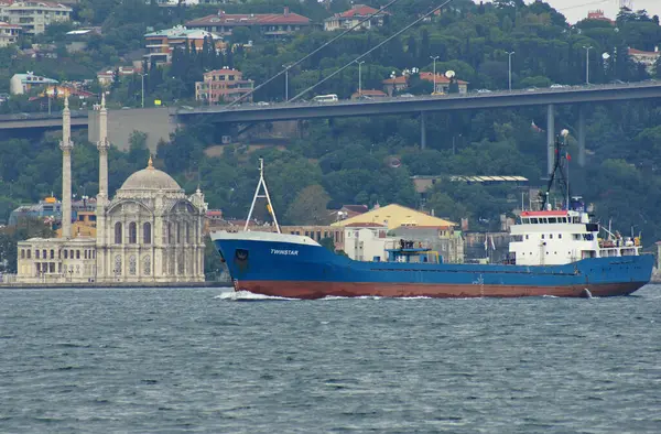 Fartygsutsikt Från Turkiets Bosporen — Stockfoto