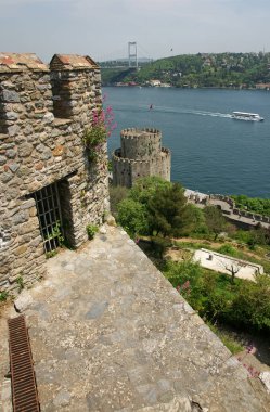 İstanbul 'daki Rumeli Kalesi manzaralı