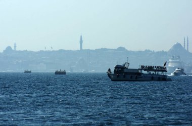 İstanbul 'un gökyüzü ve günbatımı manzarası