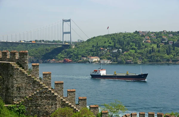 İstanbul 'daki Rumeli Kalesi manzaralı