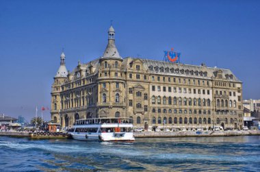 İstanbul, Türkiye 'de yer alan Haydarpaa İstasyon Binası 1872 yılında inşa edildi..
