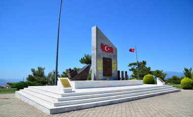 Havran, Türkiye. 13 Ağustos 2019. Havran, Balikesir, Türkiye 'deki Koca Seyit Anıtı ve Mezarından bir manzara