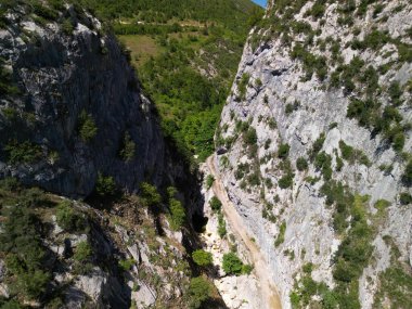 Ulukaya Kanyonu ve Şelale manzarası Ulus, Bartin, Türkiye