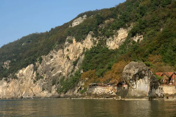 Türkiye 'nin Bartin kentinde yer alan Inkumu ilçesi bir tatil bölgesidir..
