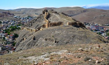 Bayburt Şatosu - Bayburt - TURKEY