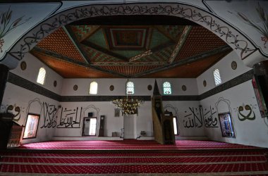 Türkiye 'nin Osmanlı kentinde yer alan Rustem Paşa Camii 16. yüzyılda inşa edildi..