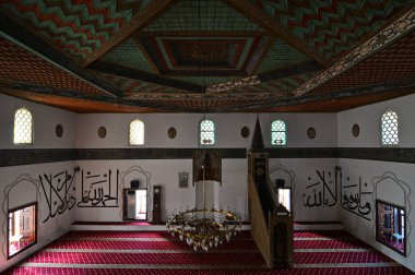 Türkiye 'nin Osmanlı kentinde yer alan Rustem Paşa Camii 16. yüzyılda inşa edildi..