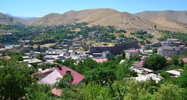 Türkiye 'nin Bitlis kenti tarihi bir yerleşim yeridir..