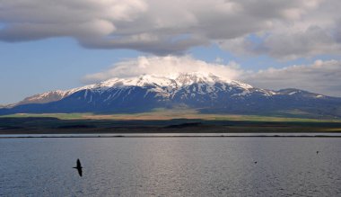 Suphan Dağı ve Sodali Gölü - Bitlis - TURKEY