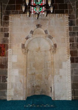 Türkiye 'nin Adilcevaz ilçesinde yer alan Tuğul Bey Camii 16. yüzyılda inşa edildi..