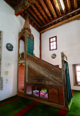 Türkiye 'nin Burdur kentinde yer alan Dengere Camii, Osmanlılar tarafından inşa edilmiş çok güzel bir ahşap camidir..