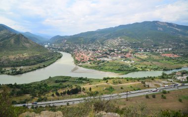 Mtsheka, Georgia 'daki Svetitshoveli Katedrali
