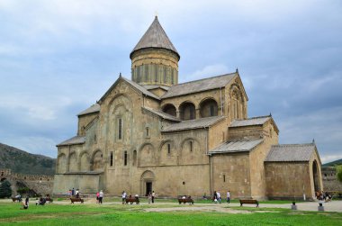 Mtsheka, Georgia 'daki Svetitshoveli Katedrali