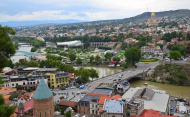 Gürcistan 'ın başkenti Tiflis' ten bir manzara