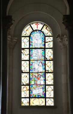 Kosova 'nın El değmemiş kentindeki Aziz Rahibe Teresa Katedrali