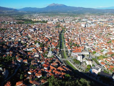 Kosova 'nın tarihi Prizren kentinden bir manzara