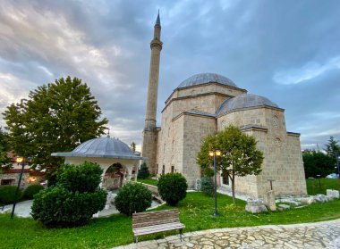 Kosova 'nın Prizren kentindeki tarihi Sinan Paşa Camii Osmanlı döneminde inşa edildi..