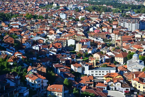 Kosova 'nın tarihi Prizren kentinden bir manzara