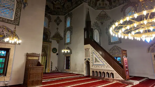 Kosova 'nın Prizren kentindeki tarihi Sinan Paşa Camii Osmanlı döneminde inşa edildi..
