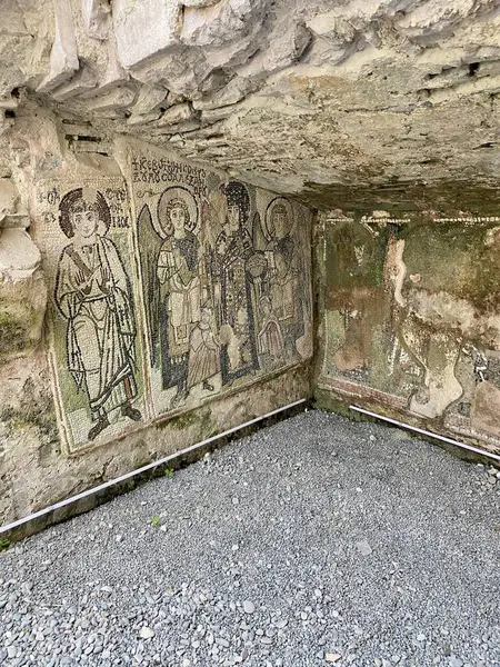 Arnavutluk 'un Durres kentindeki Antik Tiyatro manzarası