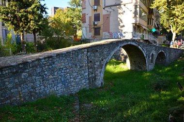 Arnavutluk 'un başkenti Tiran' da yer alan Tabakhane Köprüsü, Osmanlı döneminde 18. yüzyılda inşa edildi..
