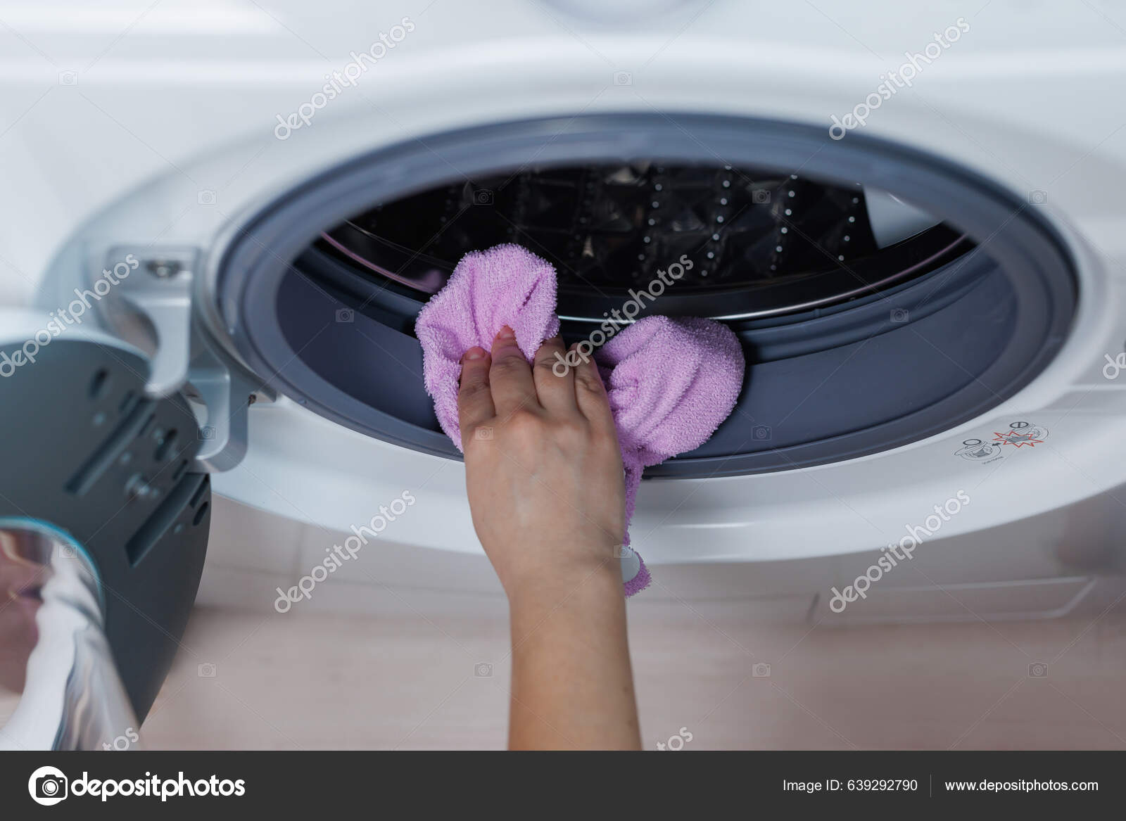 Housewife Engaged Wet Cleaning Bathroom Wipes Washing Machine Moisture Mold  Stock Photo by ©uflypro 639292790