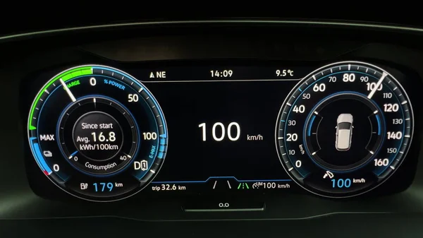 Electric Car Speedometer Reaching Speed Extremely Fast Driving Acceleration Electric — Stock Photo, Image