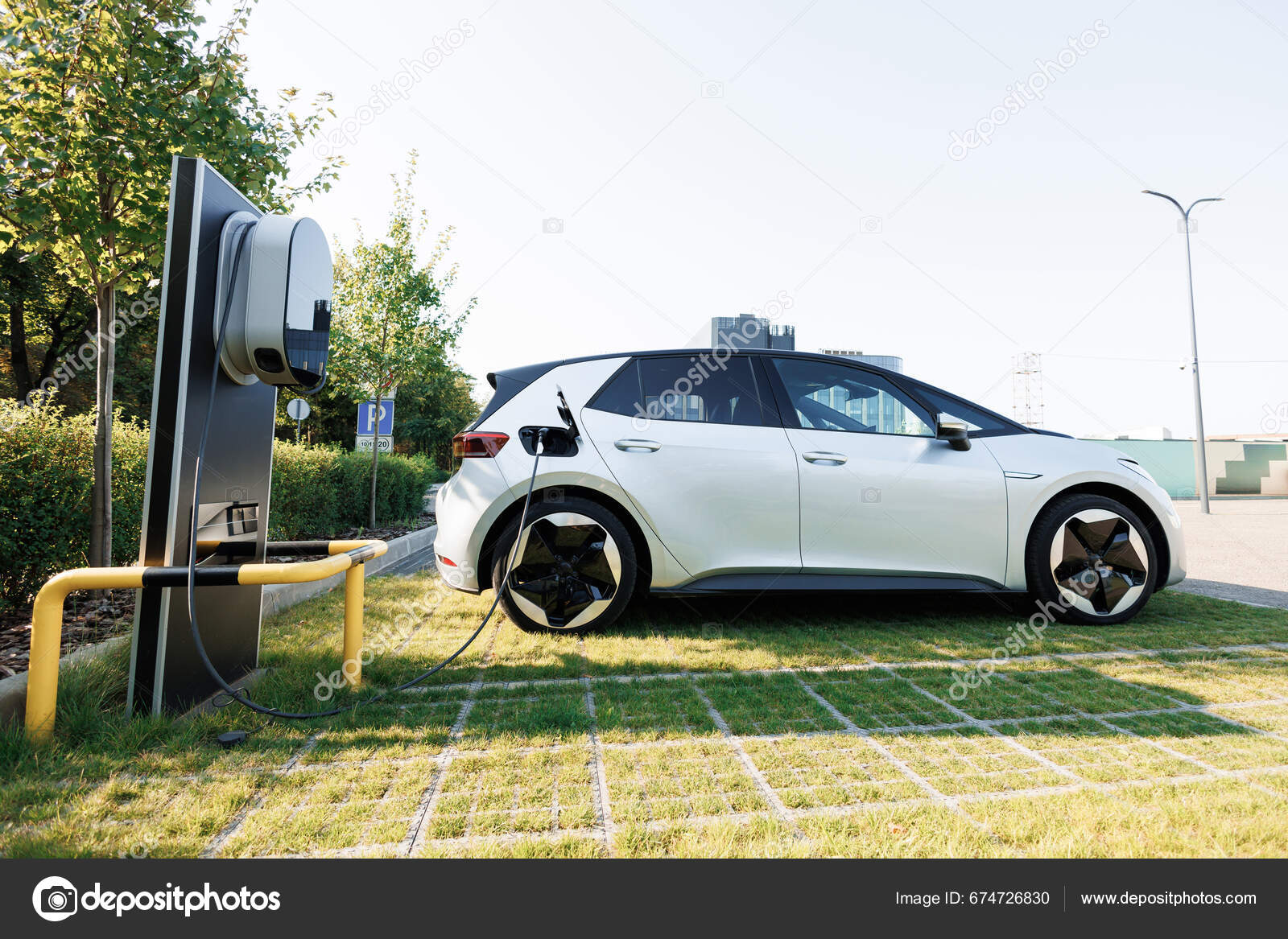 Nearest car charging point outlet