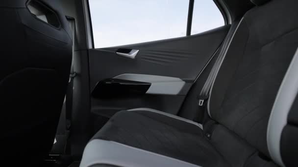 Tylne Skórzane Siedzenia Pasażera Nowoczesnym Samochodzie Elektrycznym Siwe Skórzane Siedzenie — Wideo stockowe