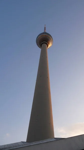 Antenna Alexanderplatz Βερολίνο Symetric Fernsehtturm Antenna Ψηλός Υψηλής Ποιότητας Φωτογραφία — Φωτογραφία Αρχείου
